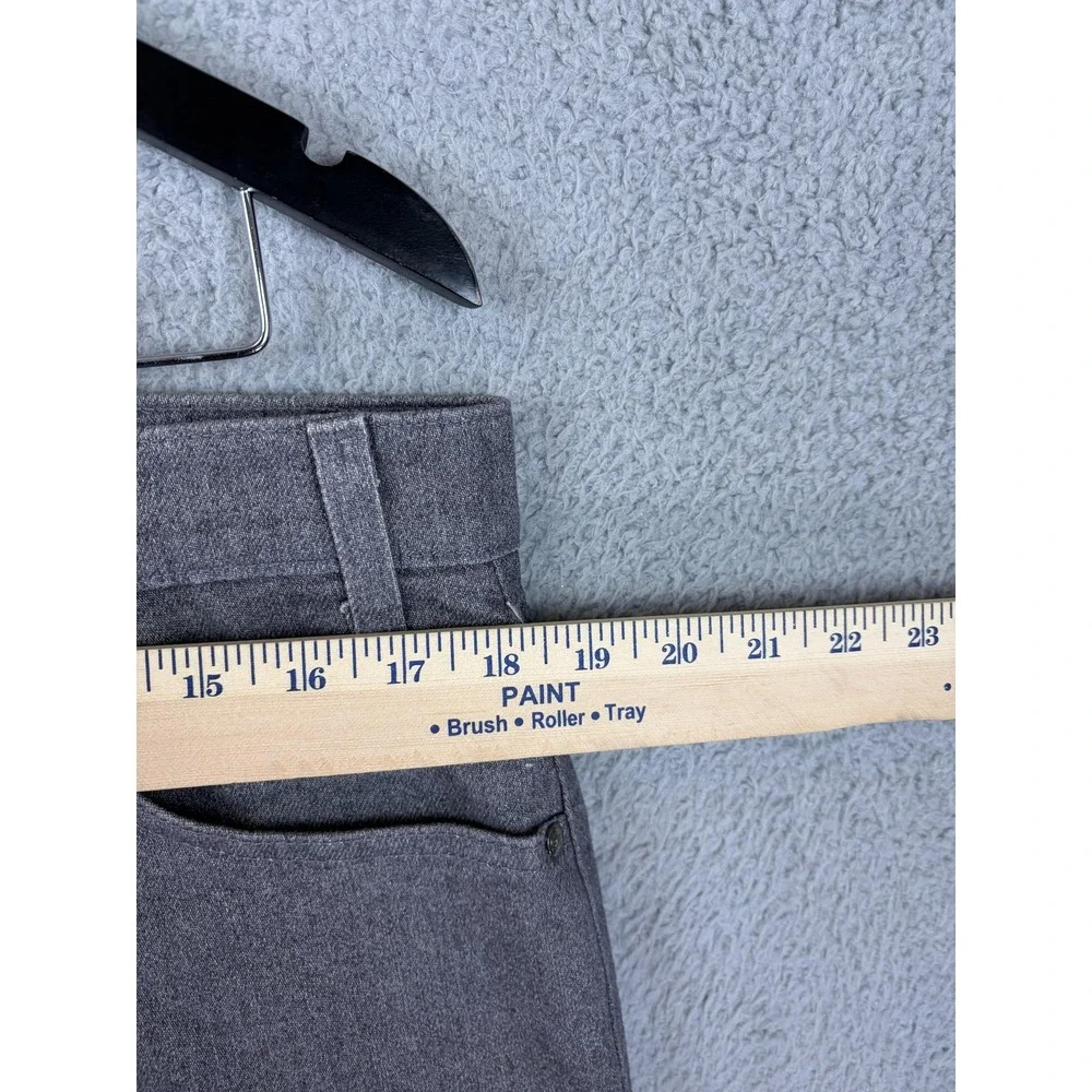 VTG Levis 540 Signature Jeans Mens 37x31 Gray Relaxed Fit Tapered Denim Made USA
